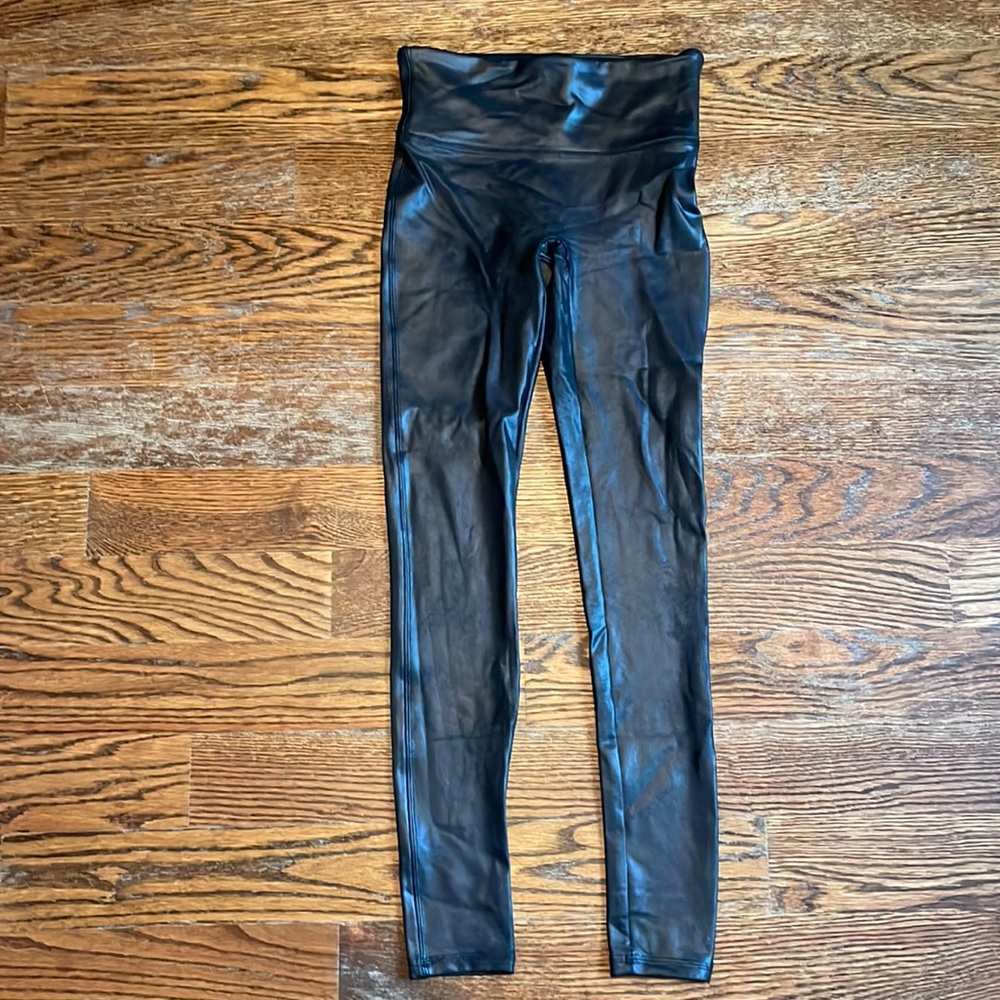 SPANX Faux leather leggings size small
